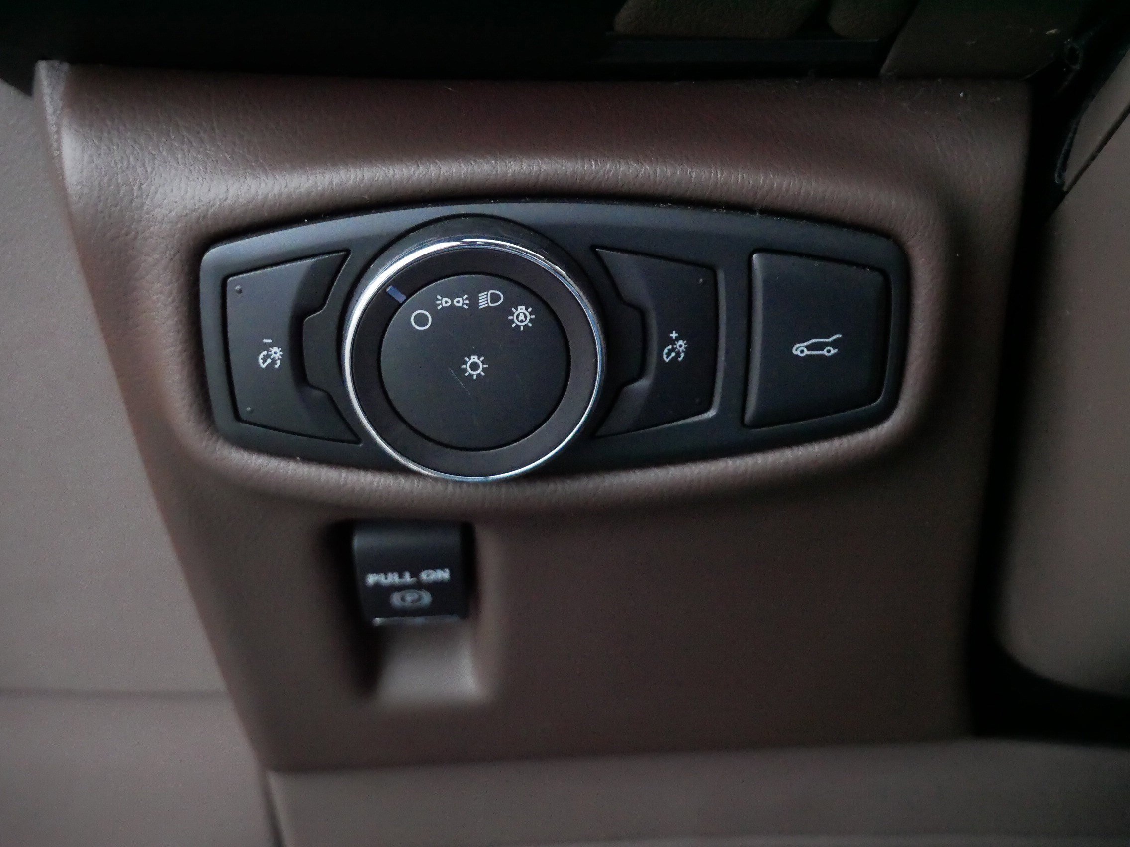 Used 2018 Lincoln MKX Reserve w/ Lincoln MKX Climate Package image 26