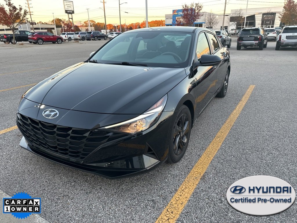 Used 2023 Hyundai Elantra SEL w/ Cargo Package