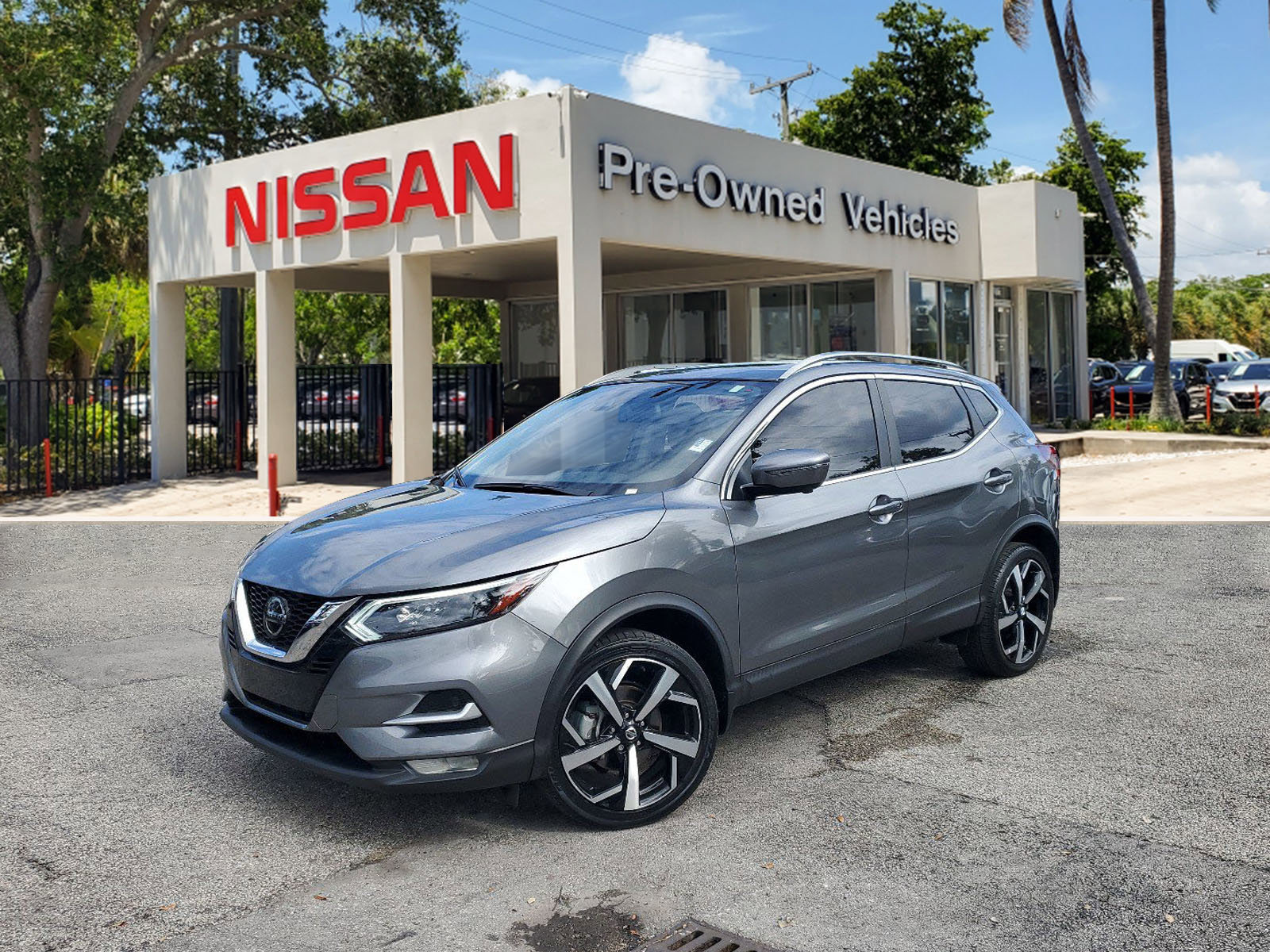 Certified 2021 Nissan Rogue Sport SL w/ Premium Package 360° Tour