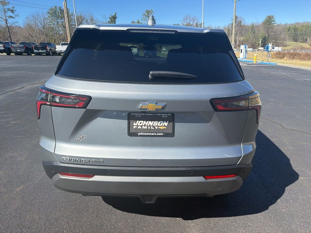 New 2026 Chevrolet Equinox LT w/ Safety and Technology Package image 6