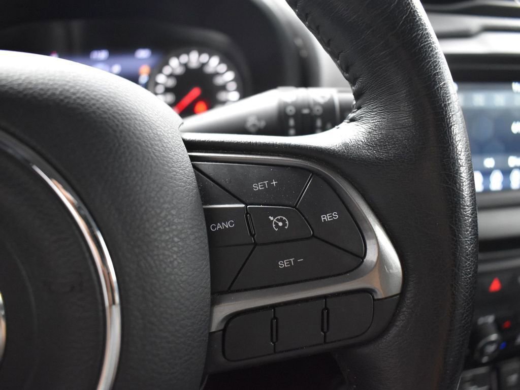 Used 2020 Jeep Renegade Limited w/ Trailer Tow Group image 14