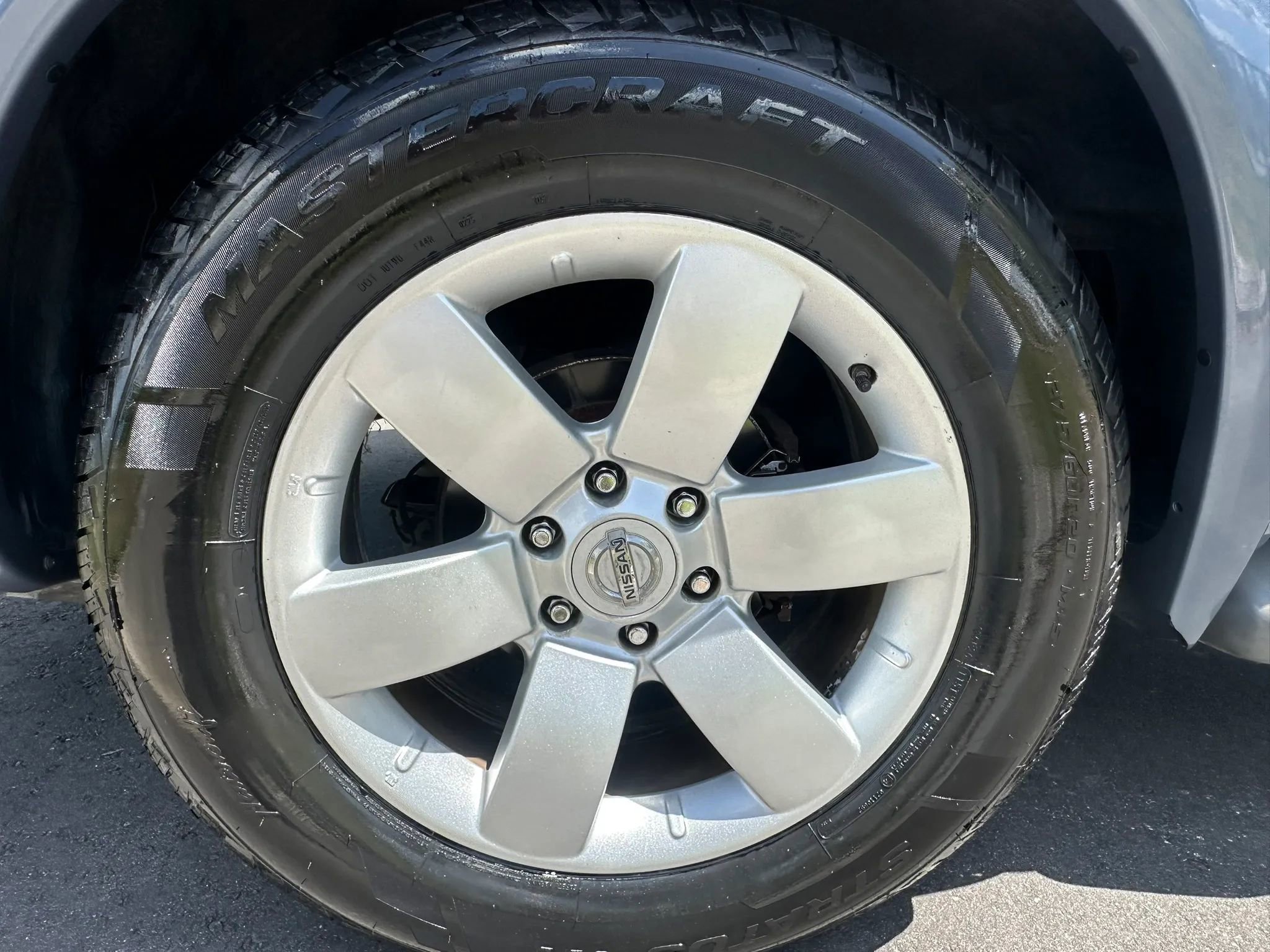 Used 2011 Nissan Armada SL image 13