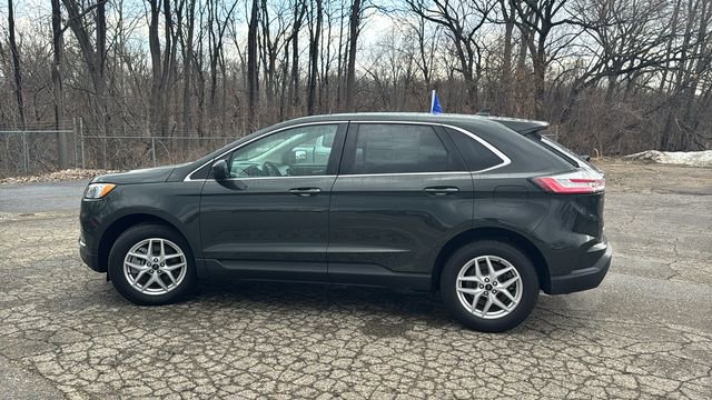 Certified 2024 Ford Edge SEL w/ Convenience Package image 6