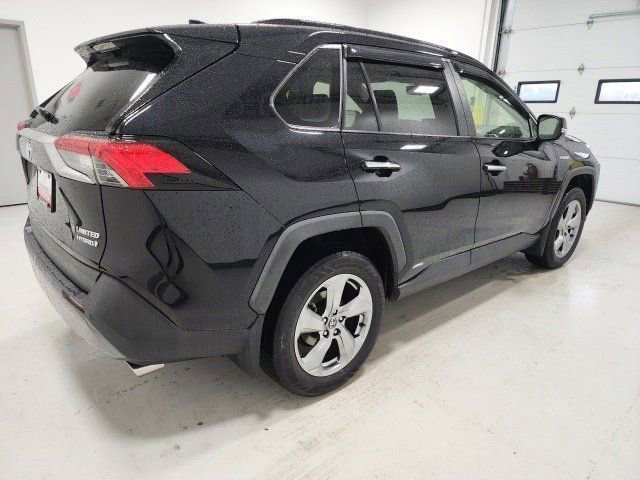 Used 2020 Toyota RAV4 Limited image 13