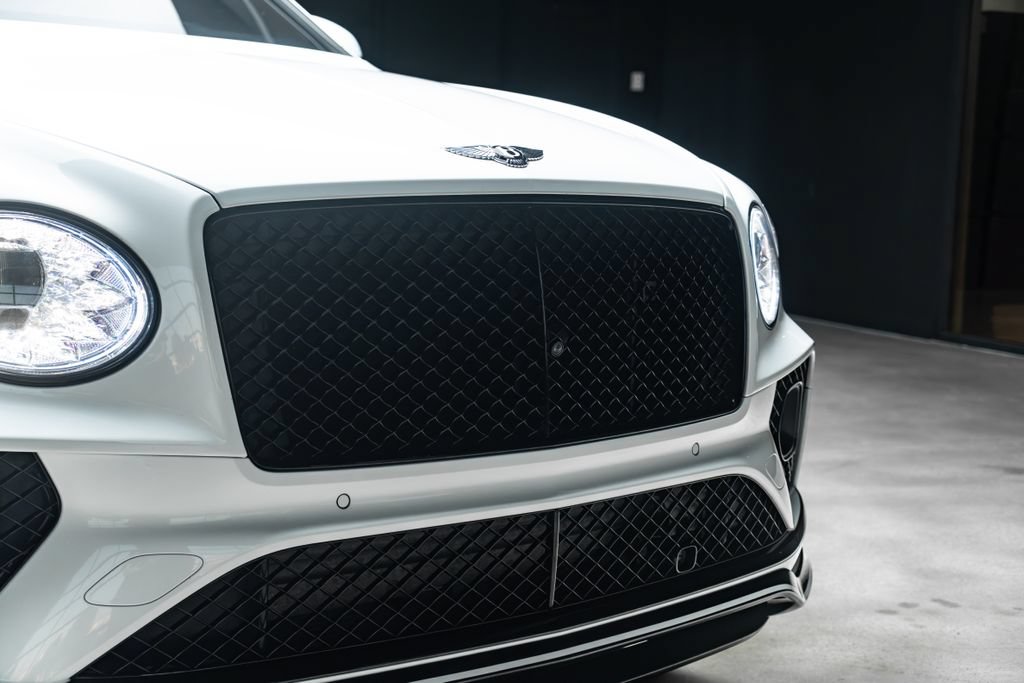 Used 2022 Bentley Bentayga AWD/4WD image 7