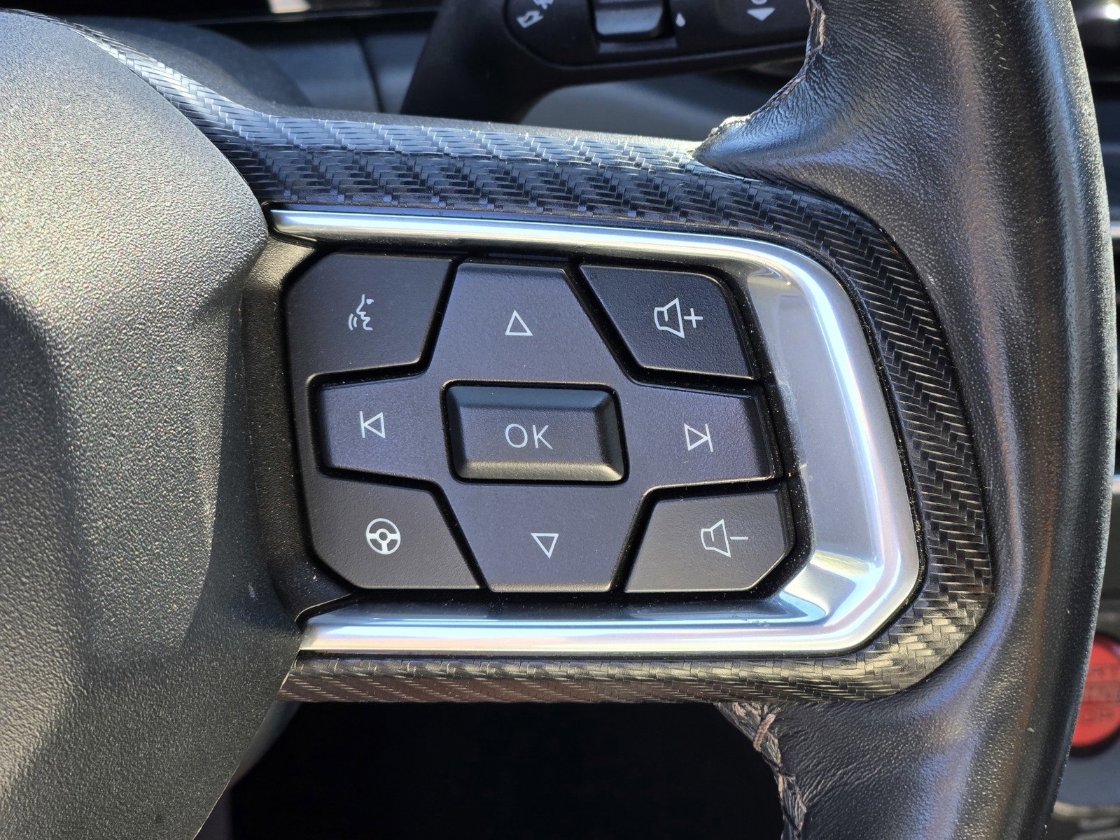 Used 2024 Ford Mustang Premium image 18