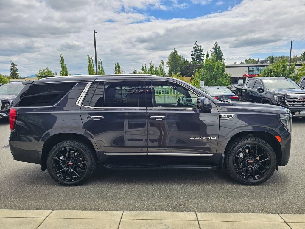 Used 2023 GMC Yukon Denali AWD/4WD image 6