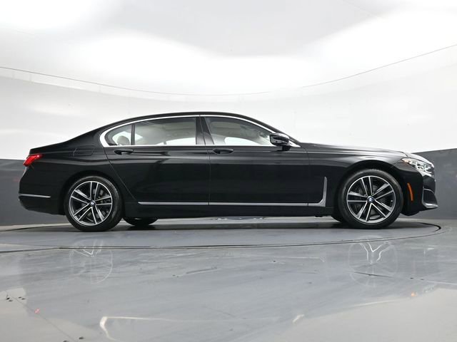 Used 2022 BMW 750i xDrive image 30