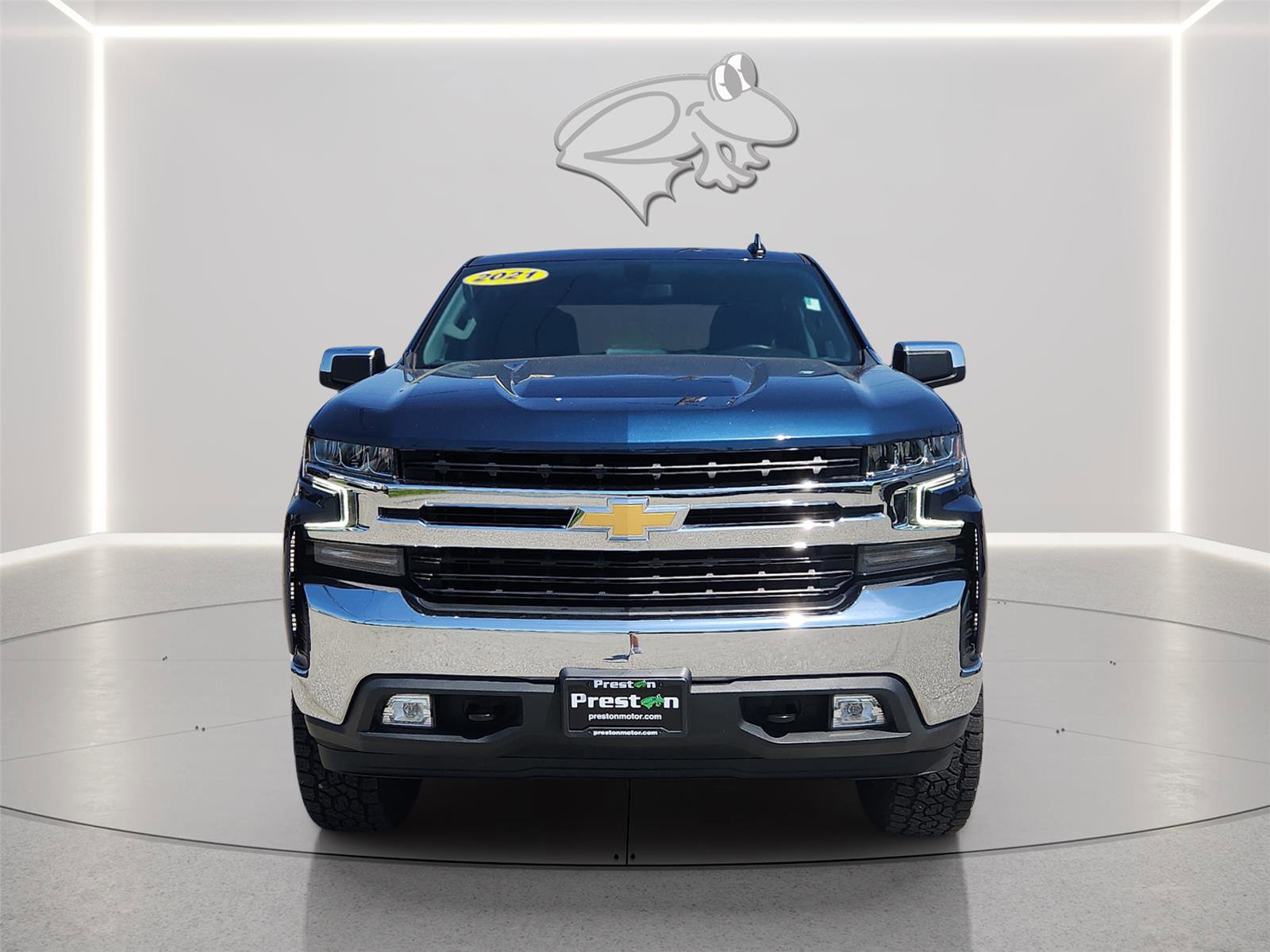Used 2021 Chevrolet Silverado 1500 LT w/ Bed Protection Package AWD/4WD image 7