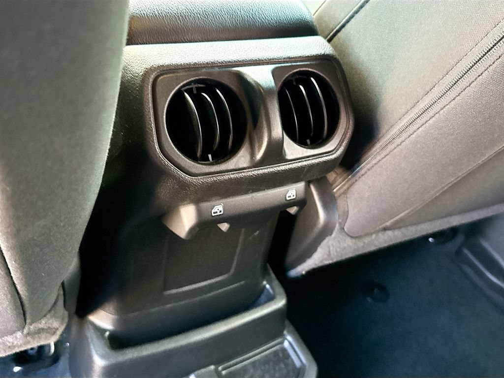 Certified 2023 Jeep Wrangler Unlimited AWD/4WD image 28