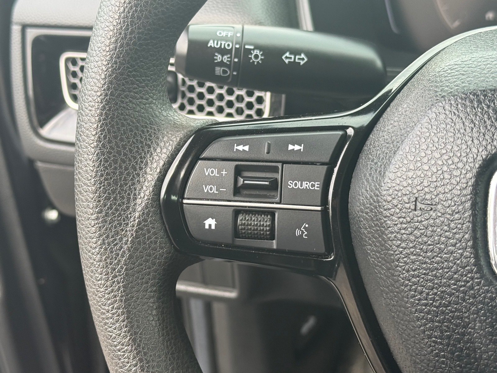 Used 2025 Honda Civic LX image 17