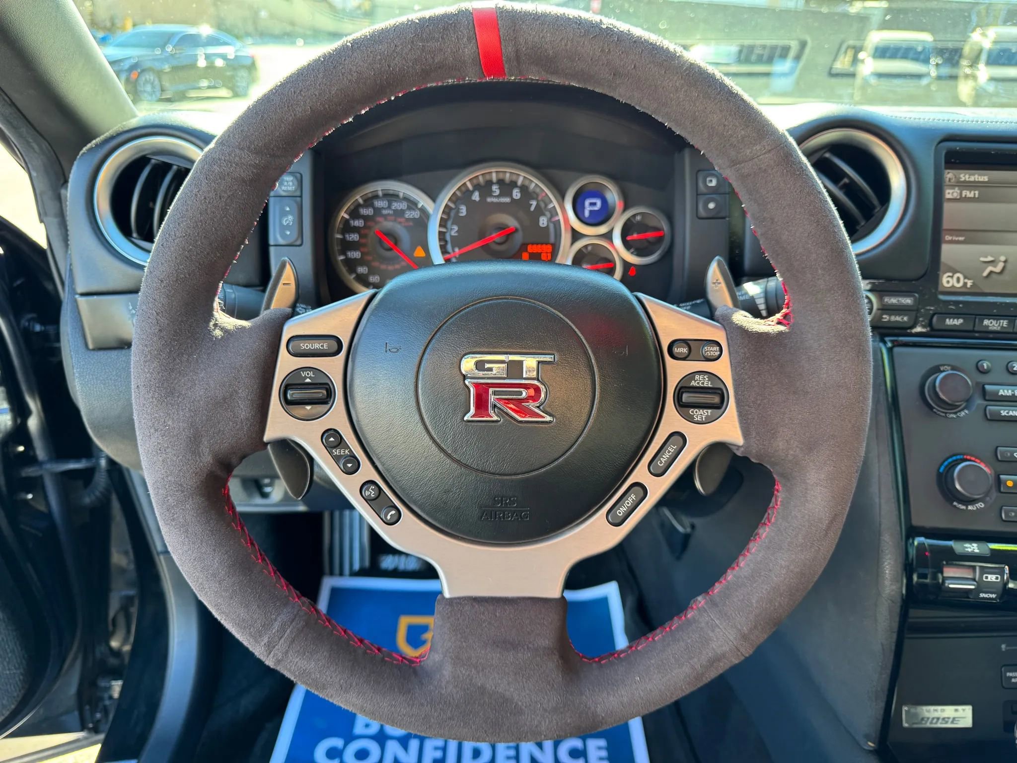 Used 2010 Nissan GT-R Premium image 18