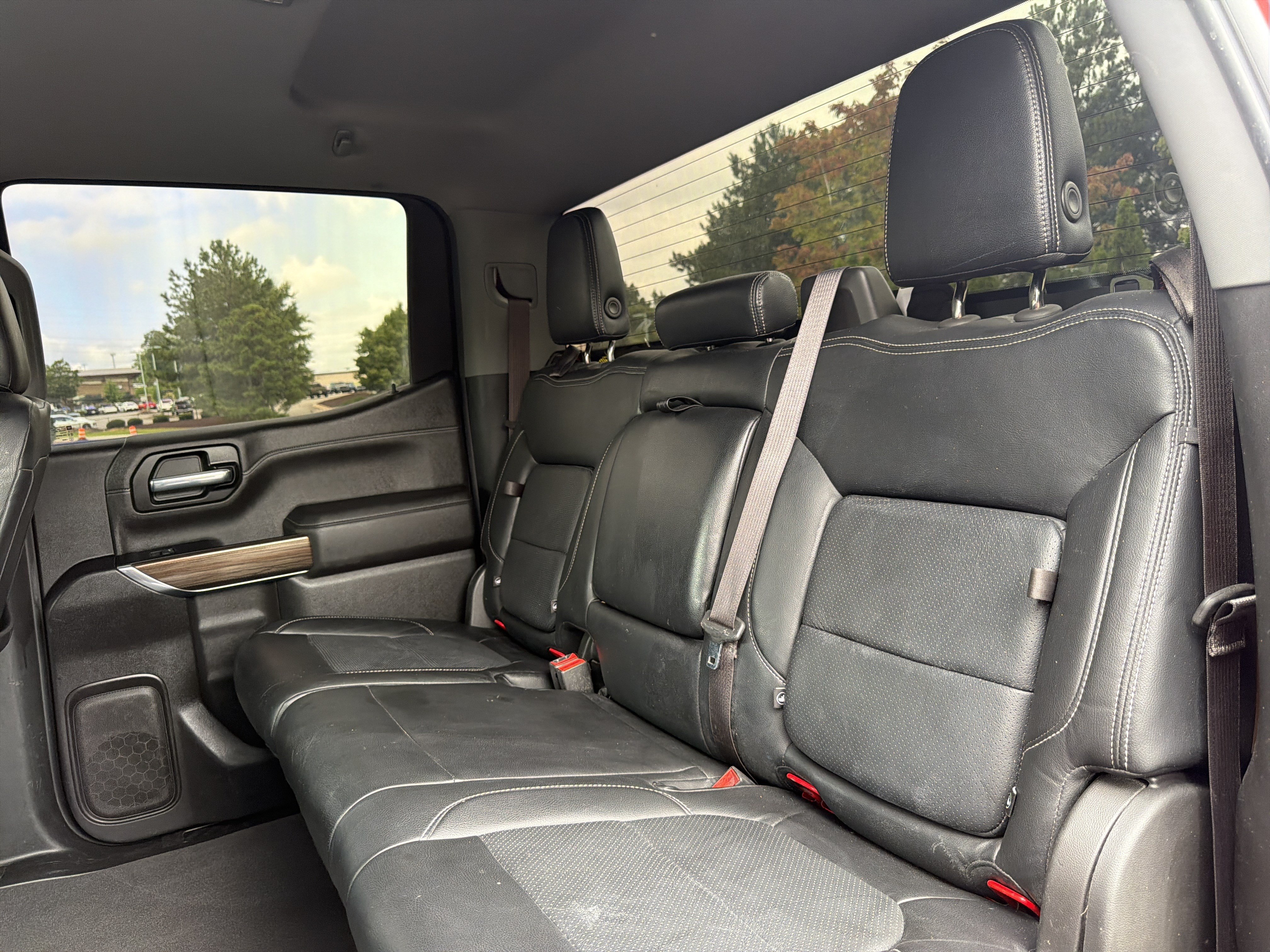 Used 2022 Chevrolet Silverado 1500 LT Trail Boss w/ Bed Protection Package AWD/4WD image 8