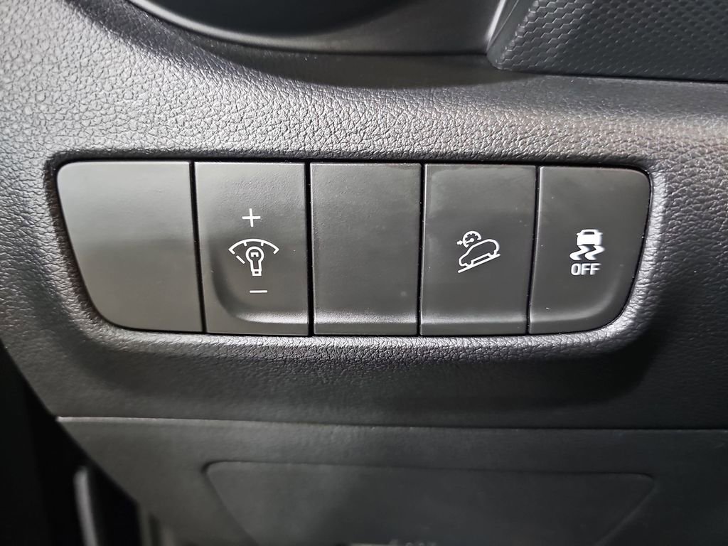 Used 2023 Hyundai Kona SEL w/ Cargo Package AWD/4WD image 30