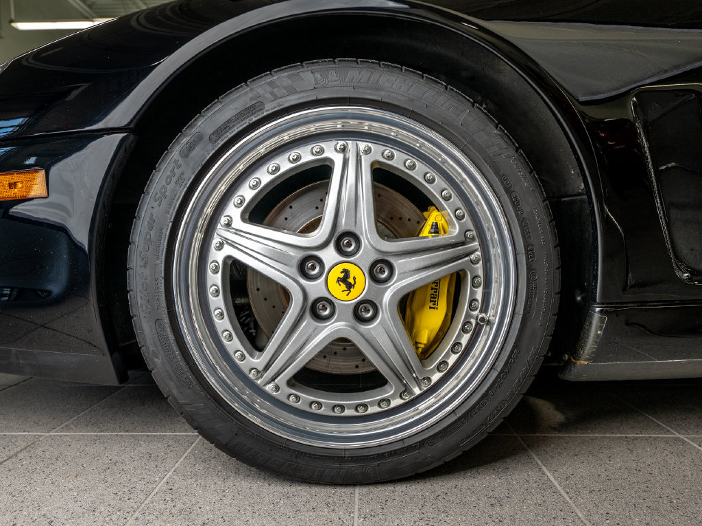 Used 2000 Ferrari 550 Maranello Coupe RWD image 36