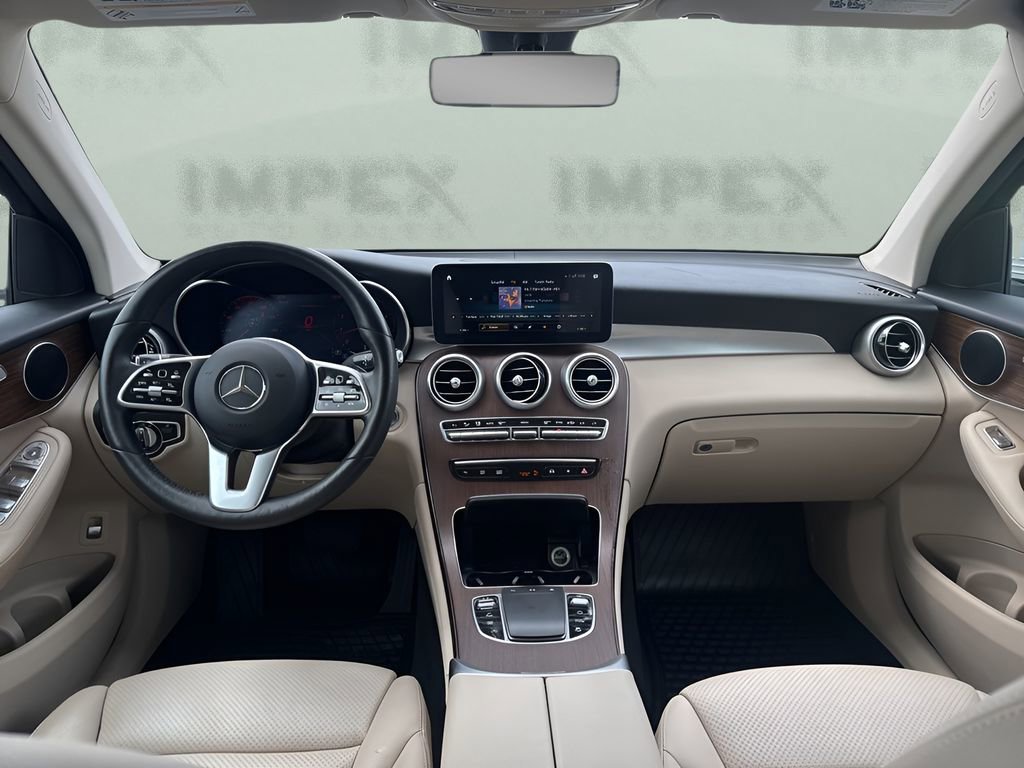 Used 2021 Mercedes-Benz GLC 300 4MATIC image 12