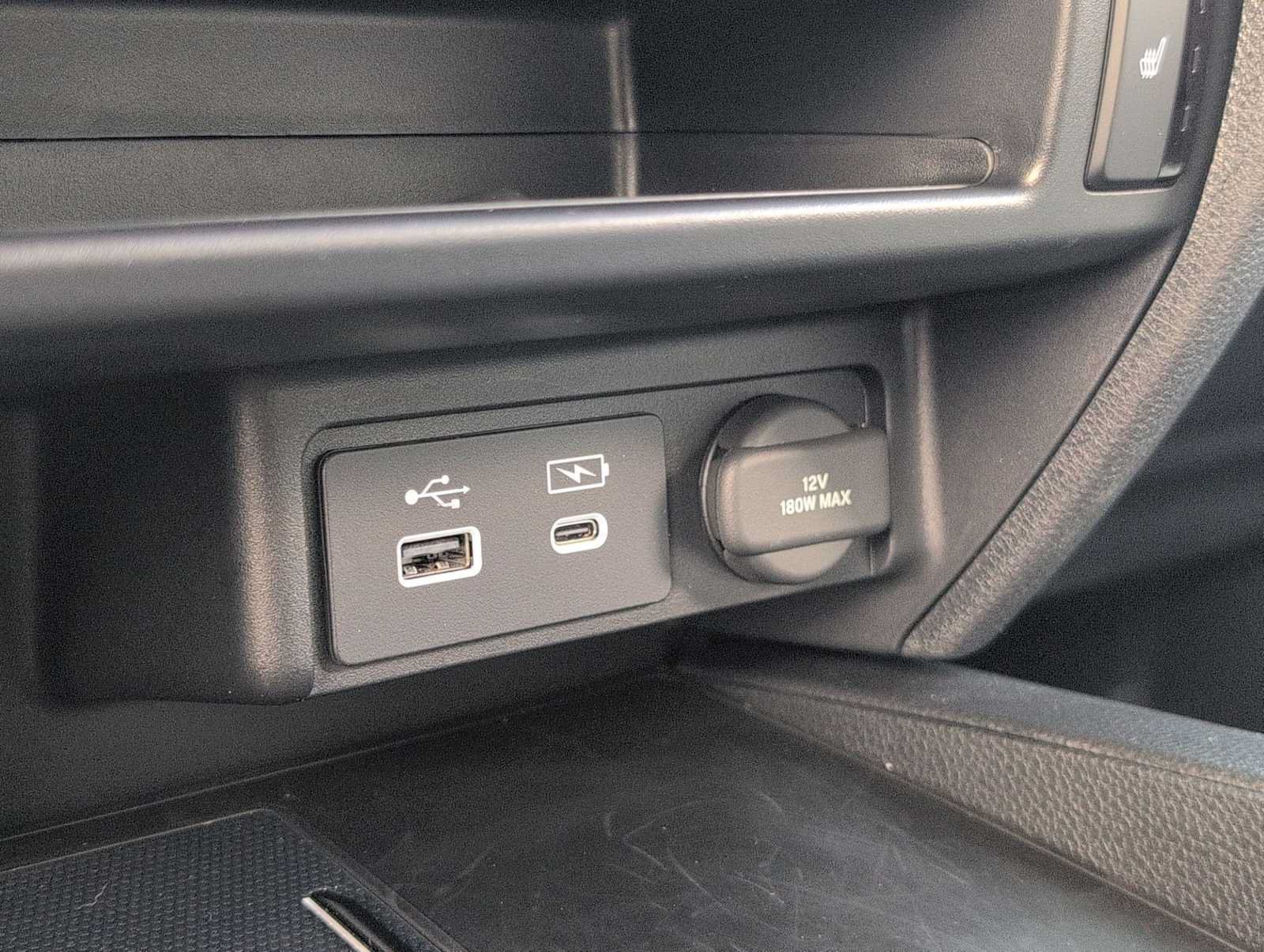 Used 2025 Honda Passport EX-L image 29
