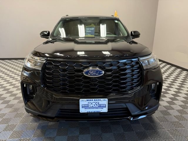 Used 2025 Ford Explorer ST-Line w/ Premium Package AWD/4WD image 4