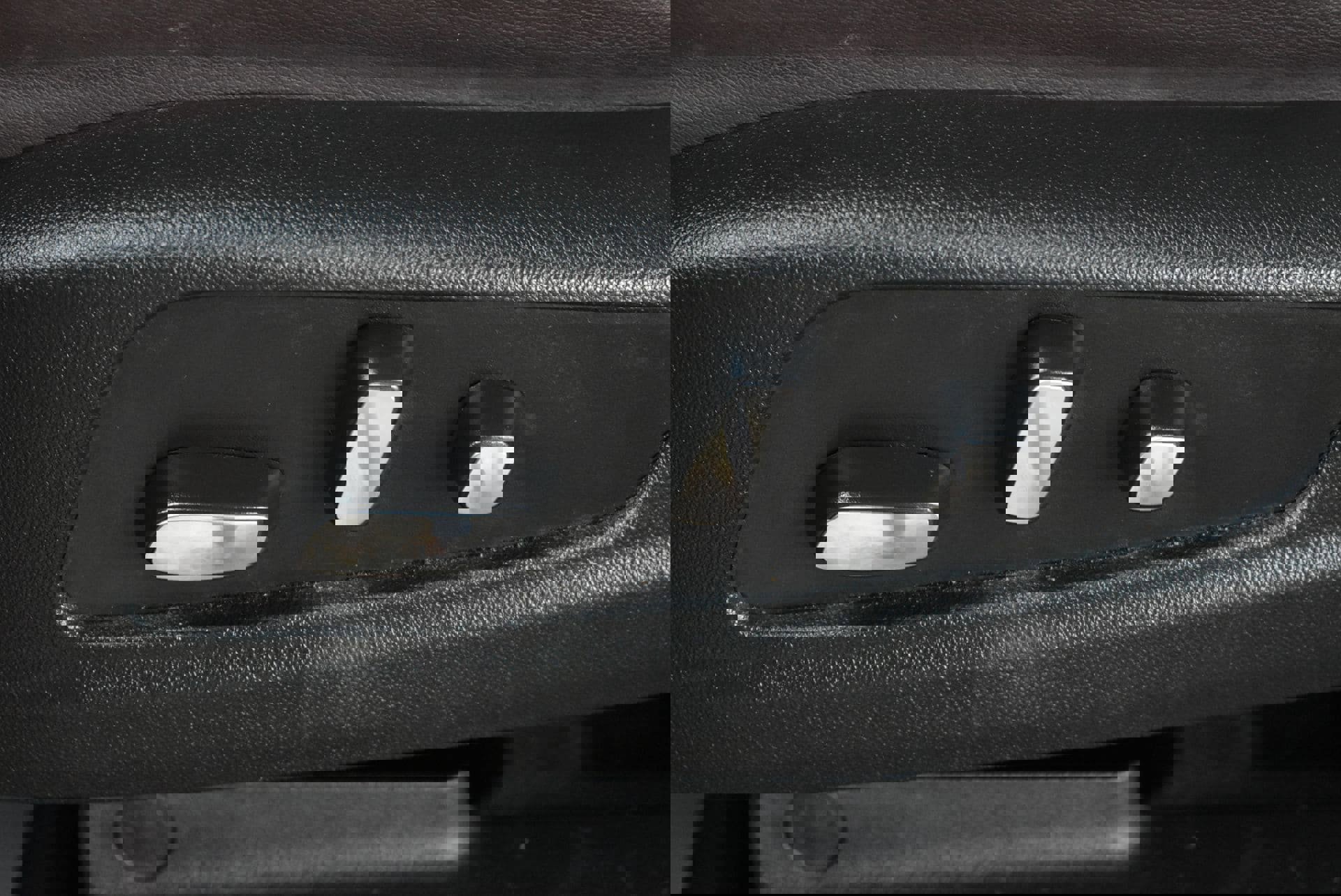 Used 2021 Cadillac XT6 Premium Luxury w/ LPO, Floor Liner Package AWD/4WD image 14