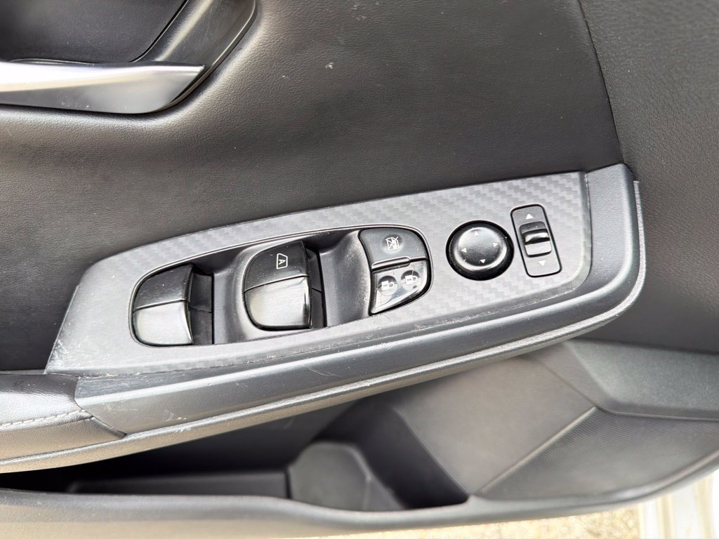 Used 2023 Nissan Sentra SV FWD image 23