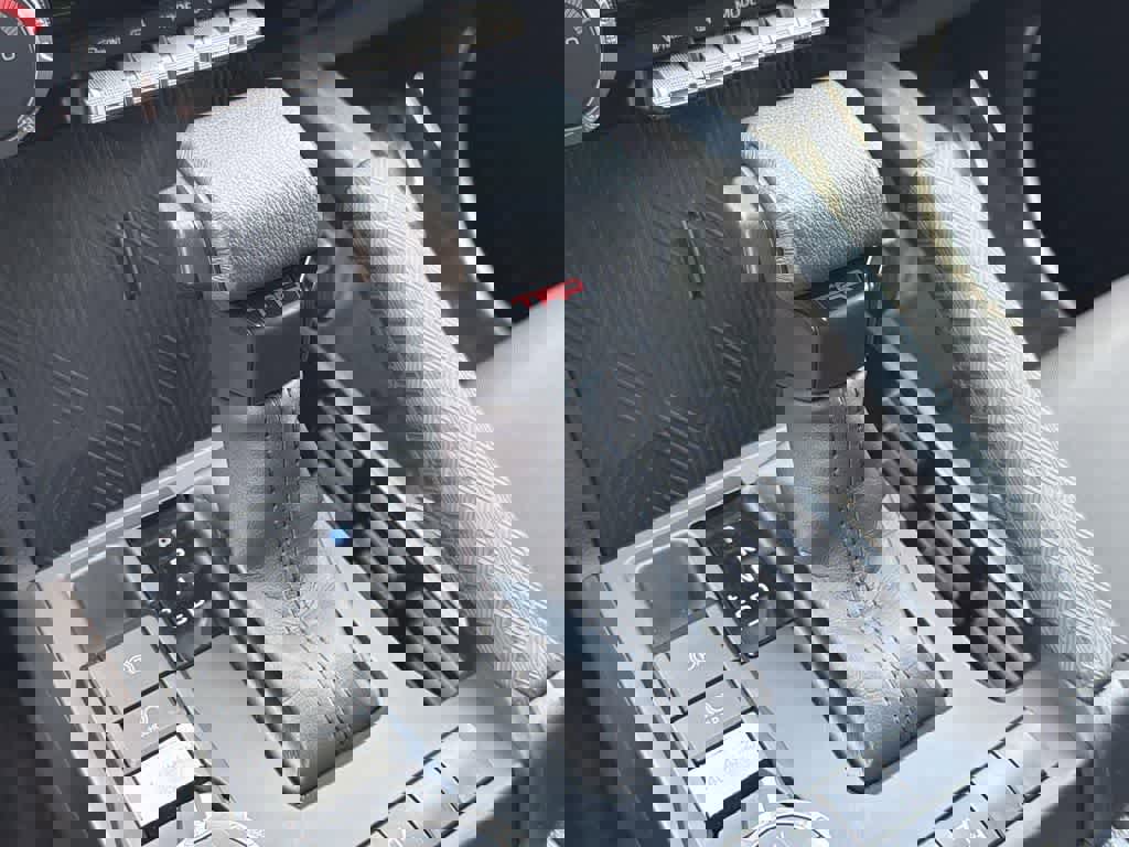 Used 2024 Toyota Tacoma TRD Off-Road image 17