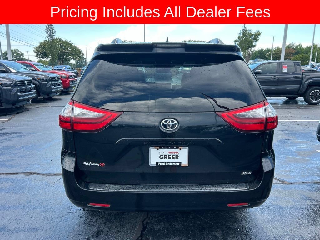Used 2020 Toyota Sienna XLE FWD image 19