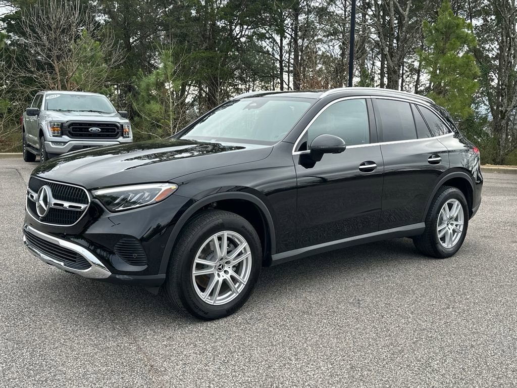 Used 2023 Mercedes-Benz GLC 300 image 5