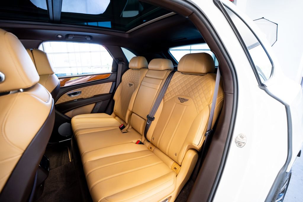 Used 2021 Bentley Bentayga image 54