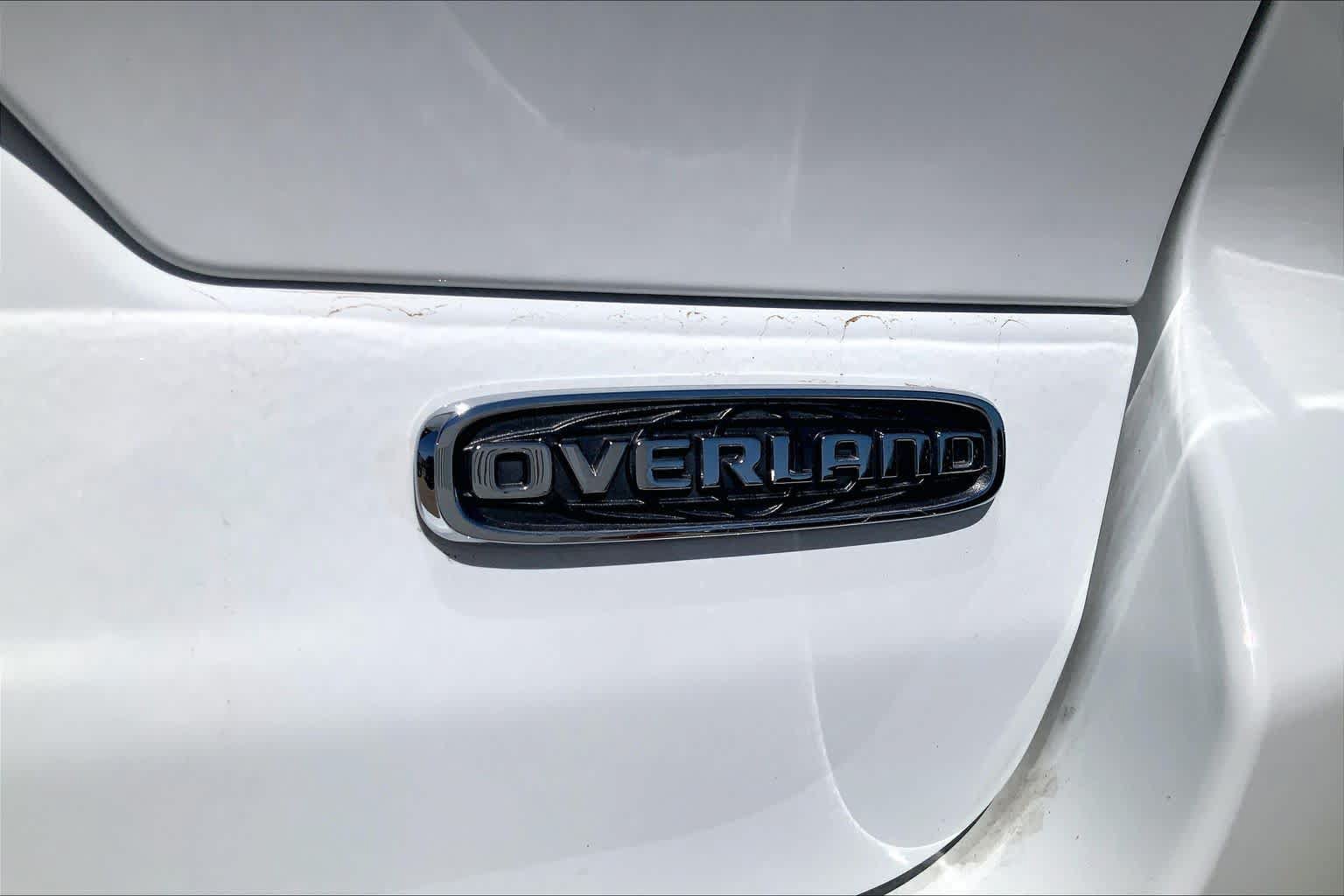 Used 2022 Jeep Grand Cherokee Overland w/ Adv Protech Group III AWD/4WD image 10