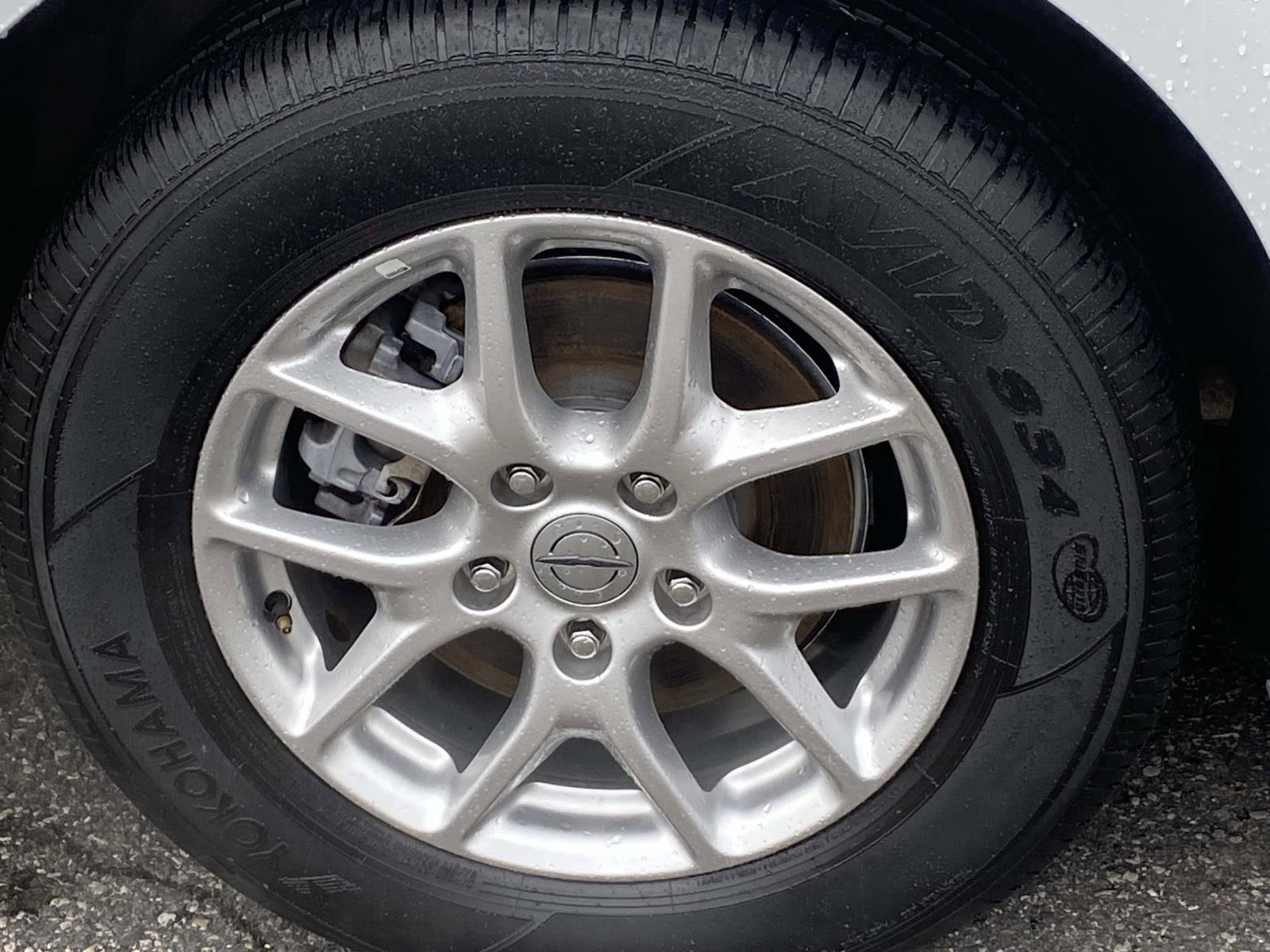 Used 2024 Chrysler Pacifica Touring-L FWD image 27