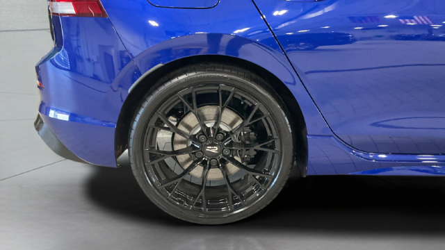 New 2027 Volkswagen Golf R Black Edition AWD/4WD image 23