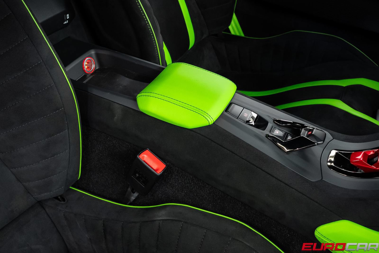 Used 2022 Lamborghini Huracan STO RWD image 38