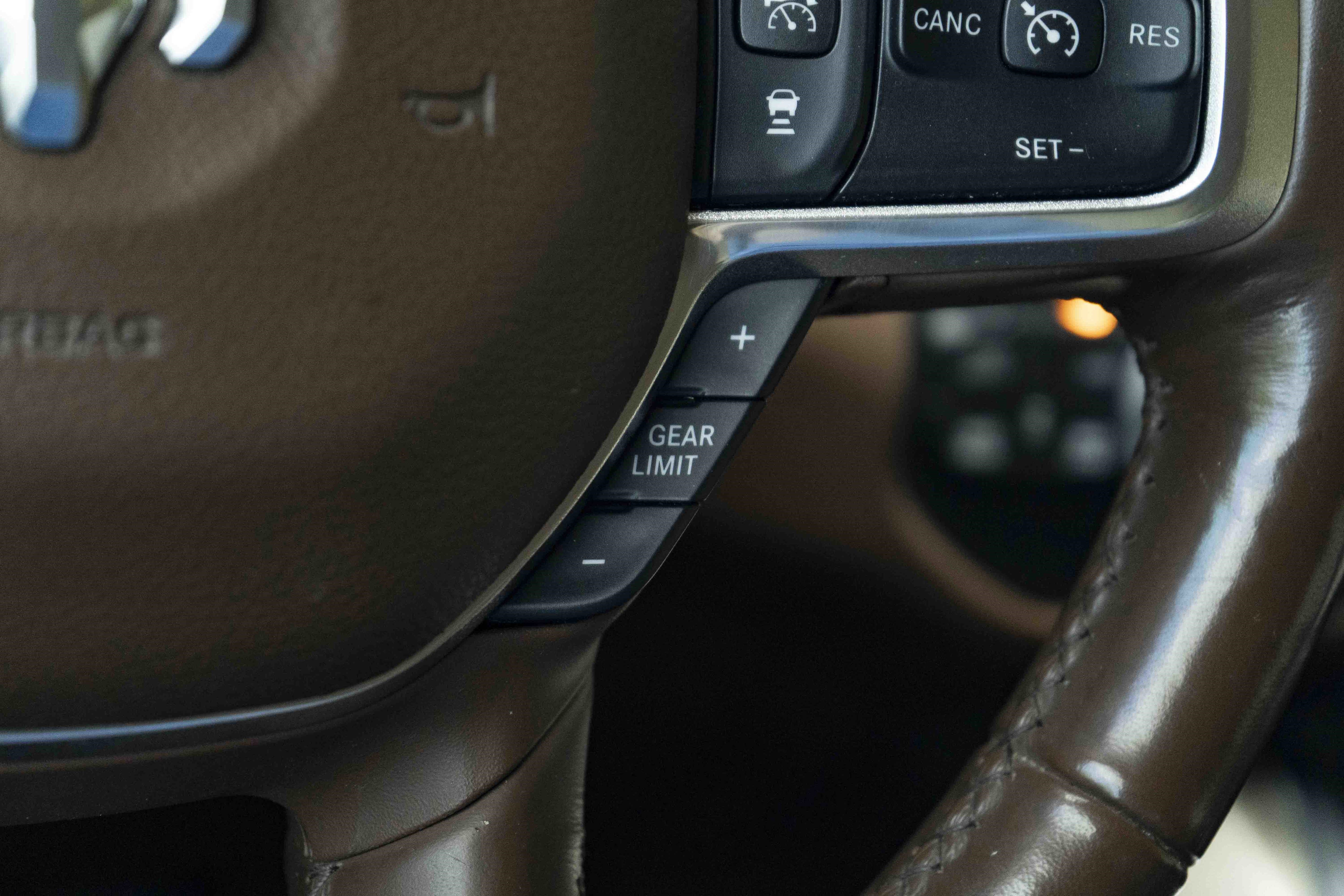 Used 2019 RAM 1500 Laramie AWD/4WD image 22