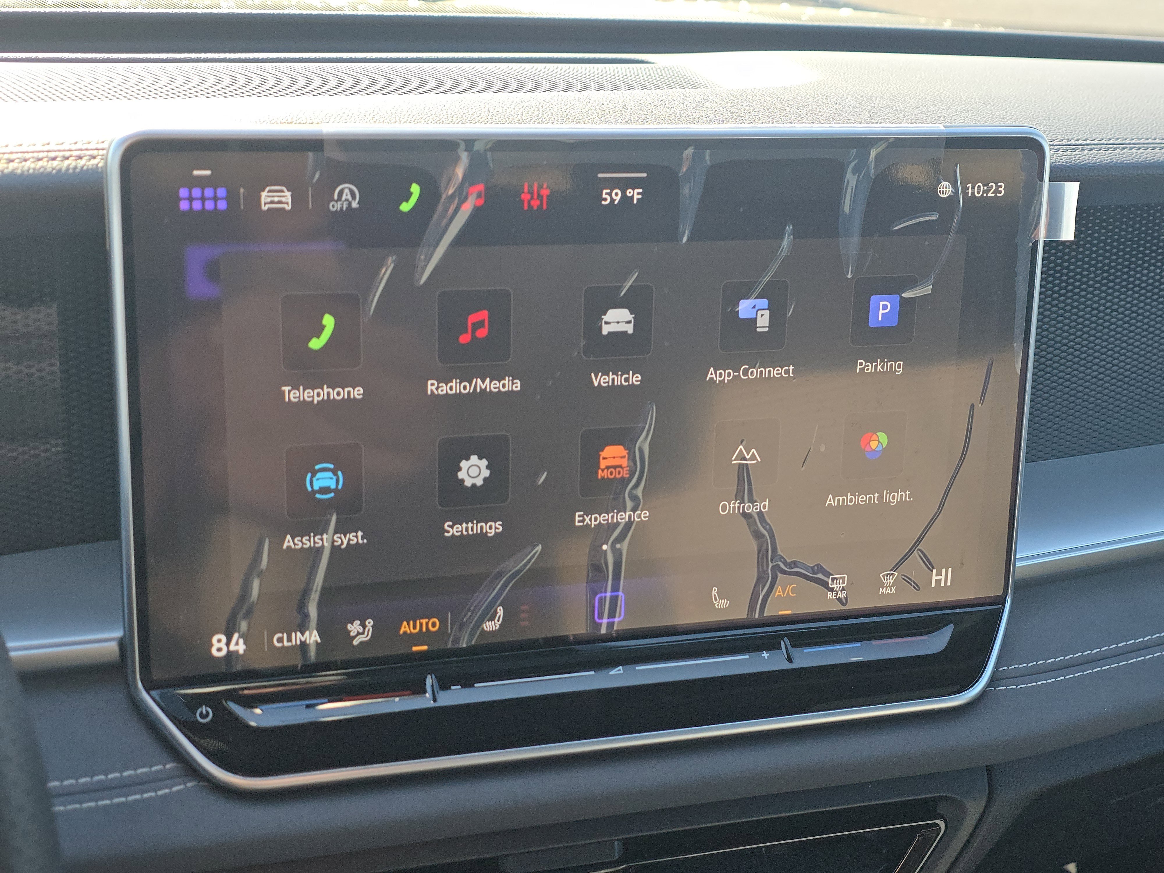 New 2026 Volkswagen Tiguan SE R-Line image 12