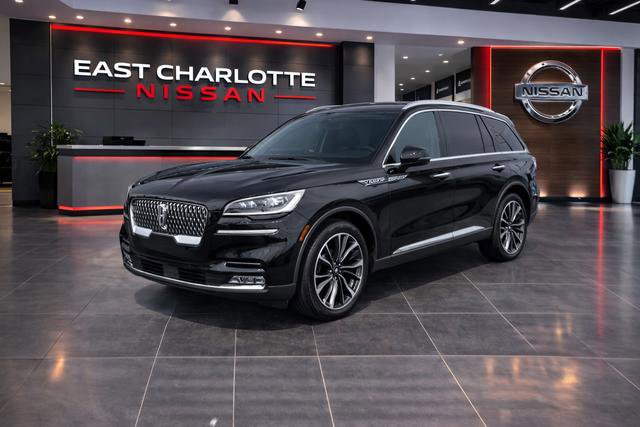 Used 2023 Lincoln Aviator Reserve w/ Equipment Group 201A image 1