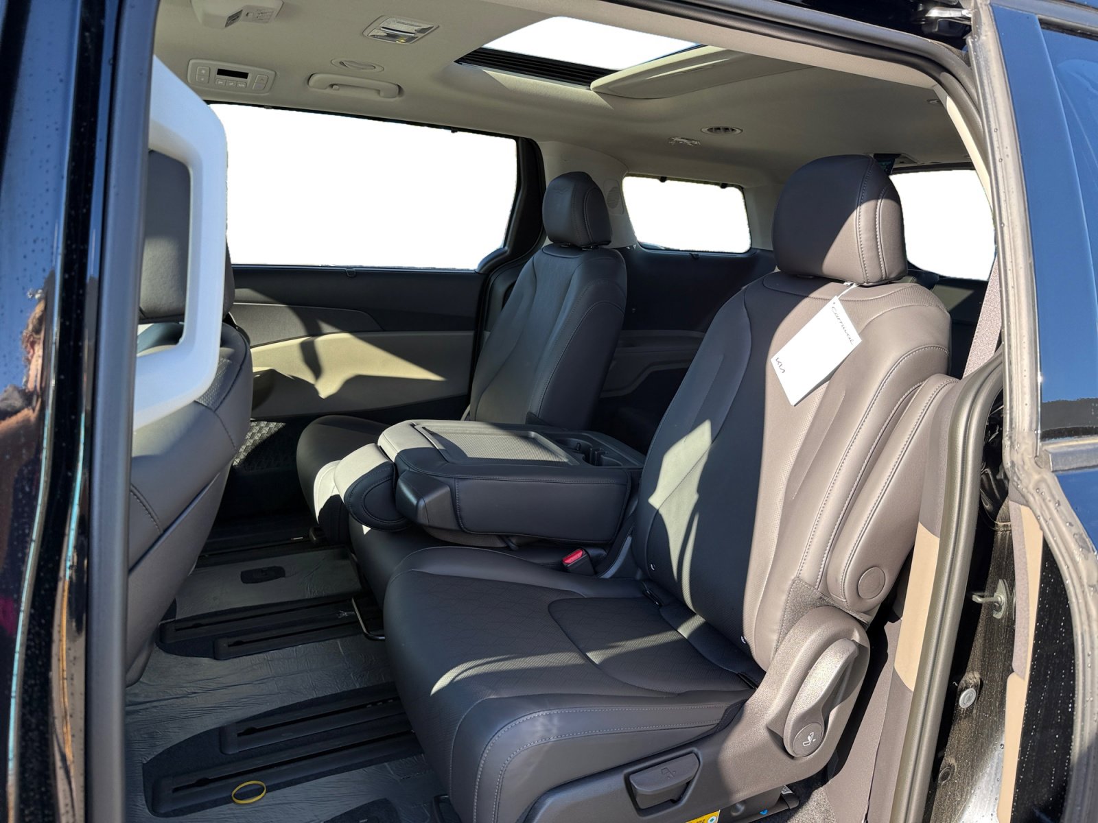 New 2026 Kia Carnival SX image 16