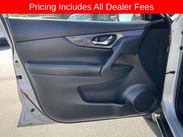 Used 2020 Nissan Rogue S w/ Special Edition Package AWD/4WD image 15