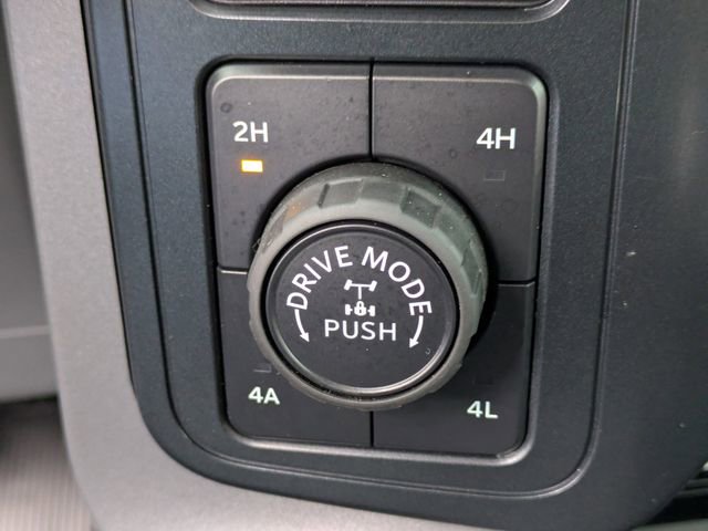 Used 2025 Ford F150 Lariat w/ Equipment Group 501A Mid image 25