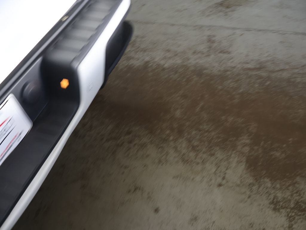 Used 2017 Porsche Macan Turbo AWD/4WD image 31