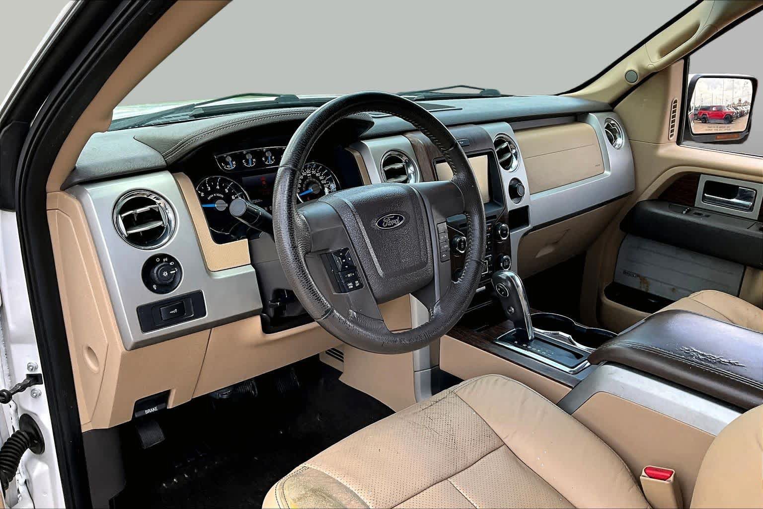Used 2014 Ford F150 Lariat w/ Equipment Group 502A Luxury RWD image 15