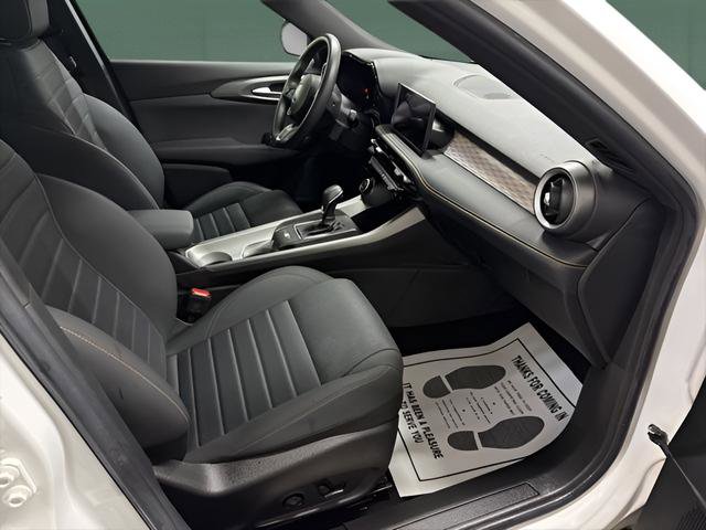 Used 2024 Alfa Romeo Tonale Ti image 15