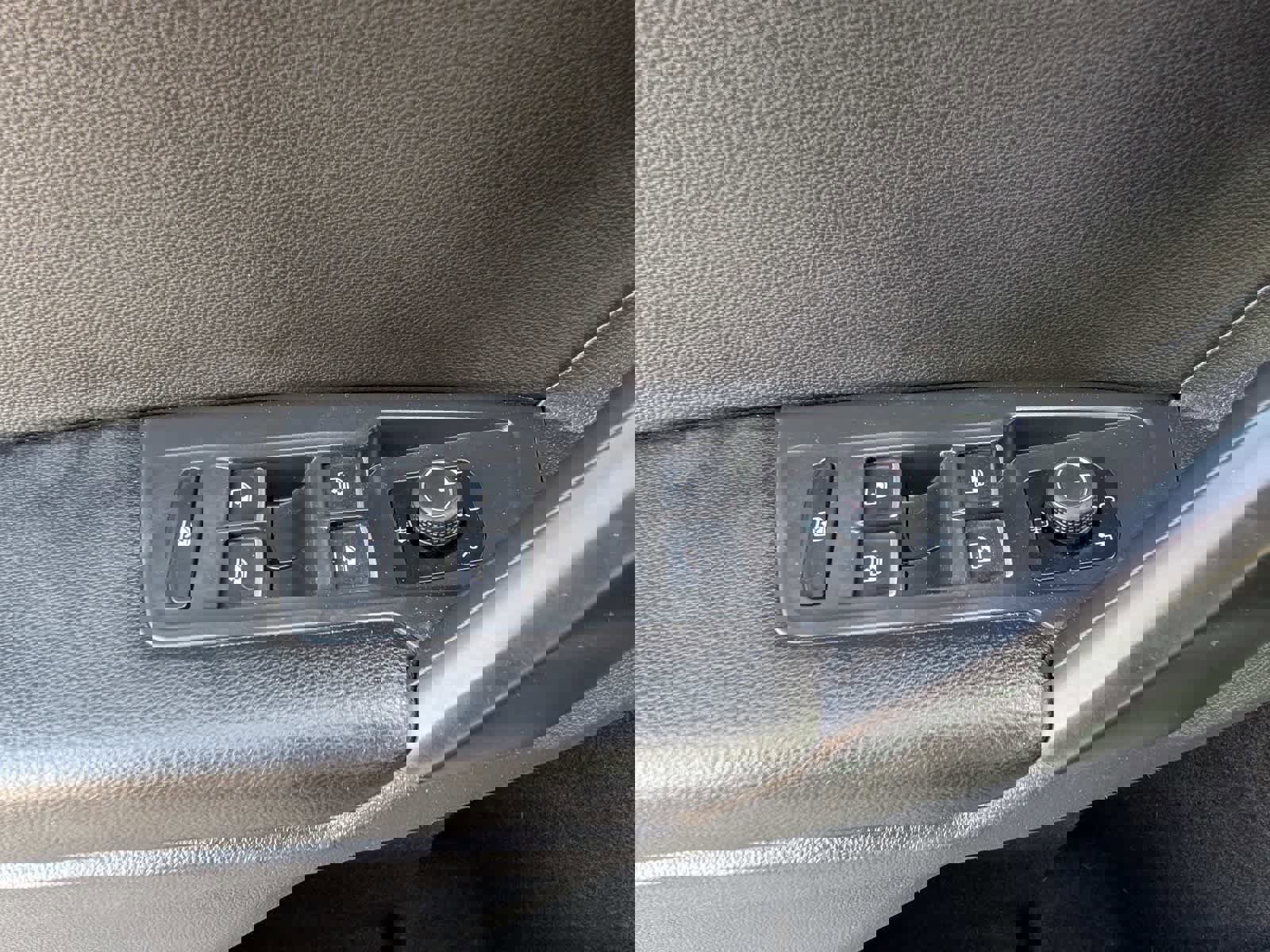 Used 2021 Volkswagen Tiguan SE R-Line image 18