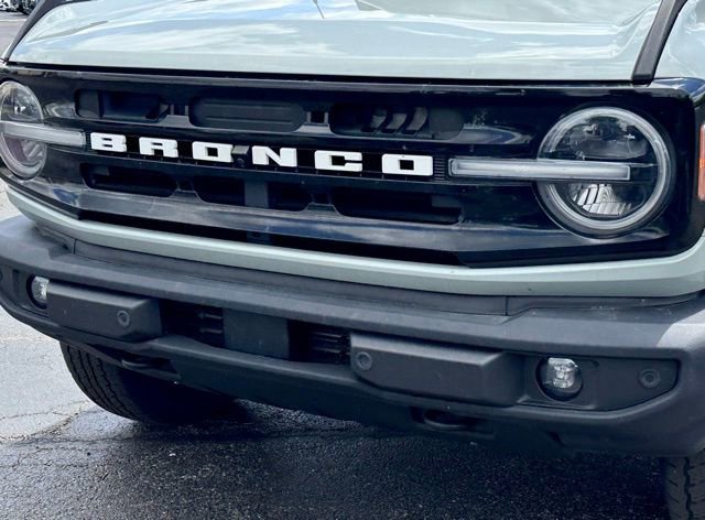 Used 2021 Ford Bronco Outer Banks AWD/4WD image 6