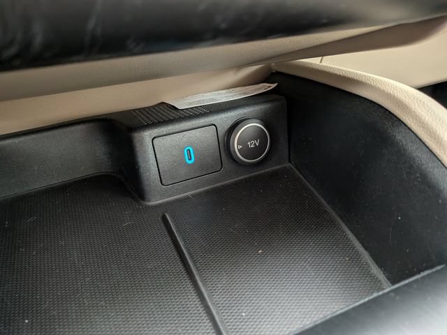 Used 2020 Ford Escape SE FWD image 8