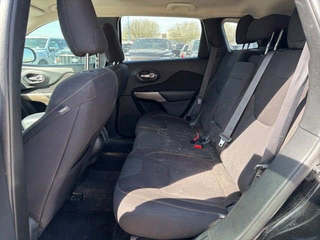 Used 2017 Jeep Cherokee Latitude image 15
