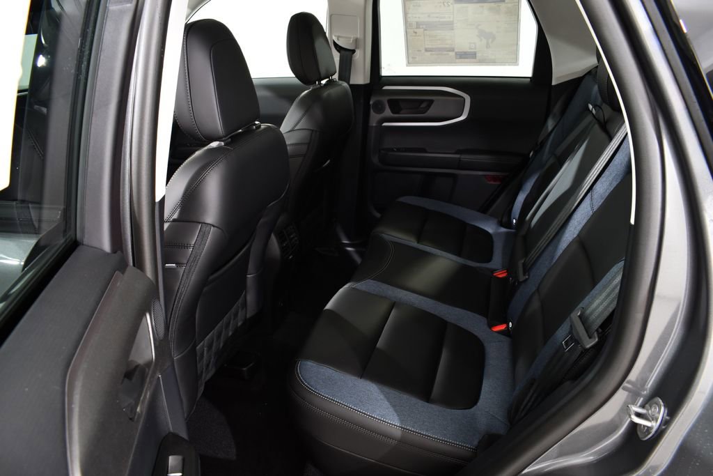 New 2025 Ford Bronco Sport Outer Banks w/ Outer Banks Tech Package+ AWD/4WD image 16