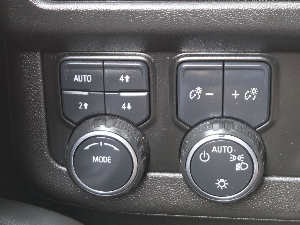 Used 2021 Chevrolet Tahoe High Country AWD/4WD image 30