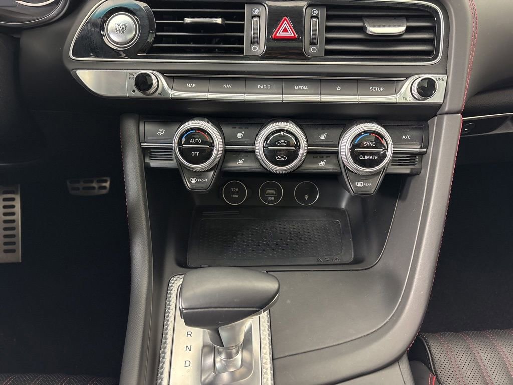 Used 2023 Genesis G70 3.3T w/ Sport Advanced Package image 27