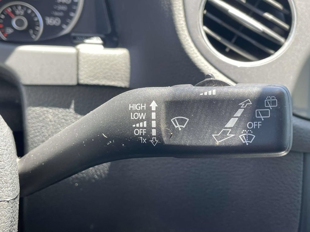 Used 2017 Volkswagen Tiguan Wolfsburg Edition FWD image 28