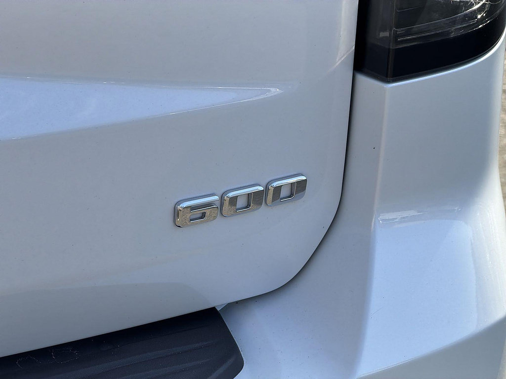 Used 2022 Cadillac Escalade Premium Luxury AWD/4WD image 26